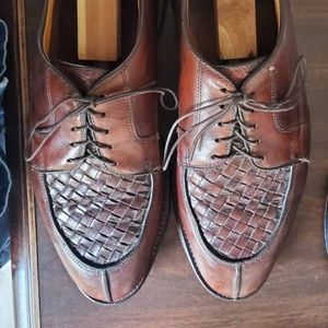 Gently Worn Like New Allen Edmonds Shoes-Men